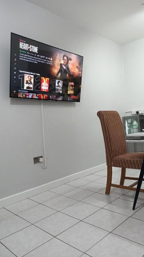 Lister Park Bradford Stylish 1Bed Coach House - Quiet & Tranquil Cottage & Parking מראה חיצוני תמונה
