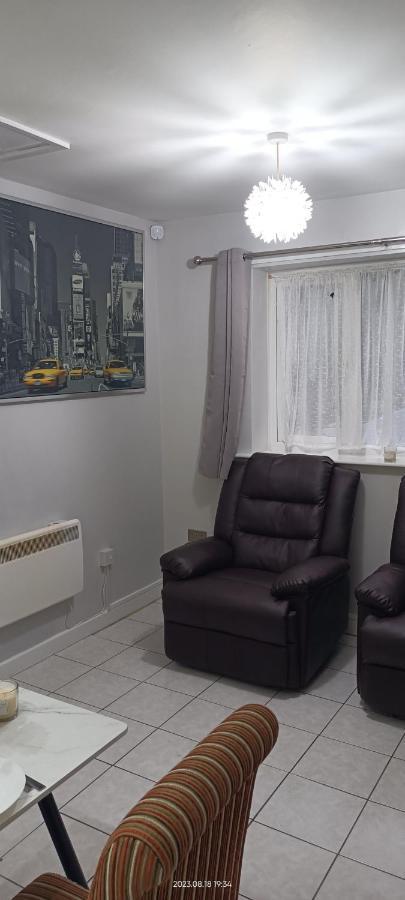 Lister Park Bradford Stylish 1Bed Coach House - Quiet & Tranquil Cottage & Parking מראה חיצוני תמונה